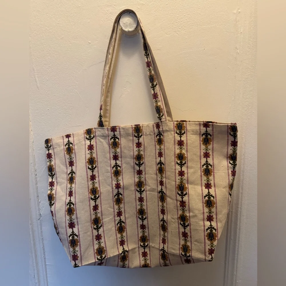 Sezane Floral Tote Bag - Picture 2 of 3